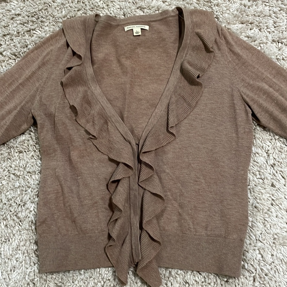 Banana Republic Soft Wool Ruffle Cardigan - Picture 3 of 12